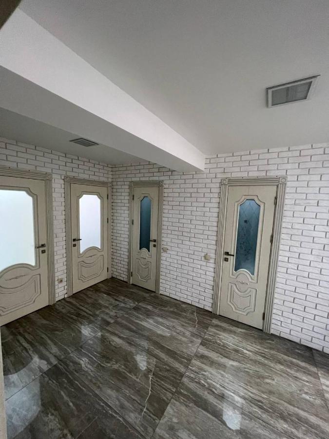 Luxrent Apartment Chisinau Bagian luar foto